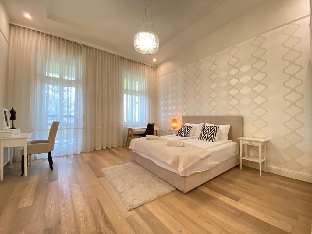 Romantic Riverview Bestern Szeged Exterior photo